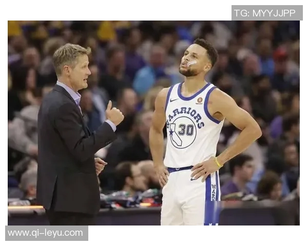 波杰与库里携手迎来第三年默契加深与巴特勒的配合日益成熟 波杰与库里携手迎来第三年默契加深与巴特勒的配合日益成熟