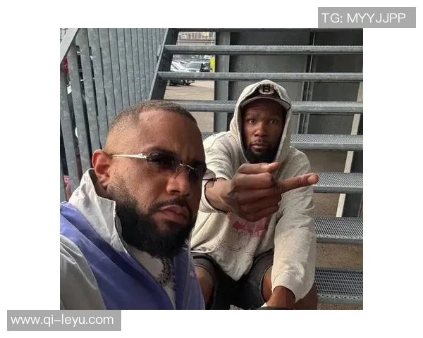 杜兰特感慨休斯敦如家感谢球迷热情排队支持摇头娃娃